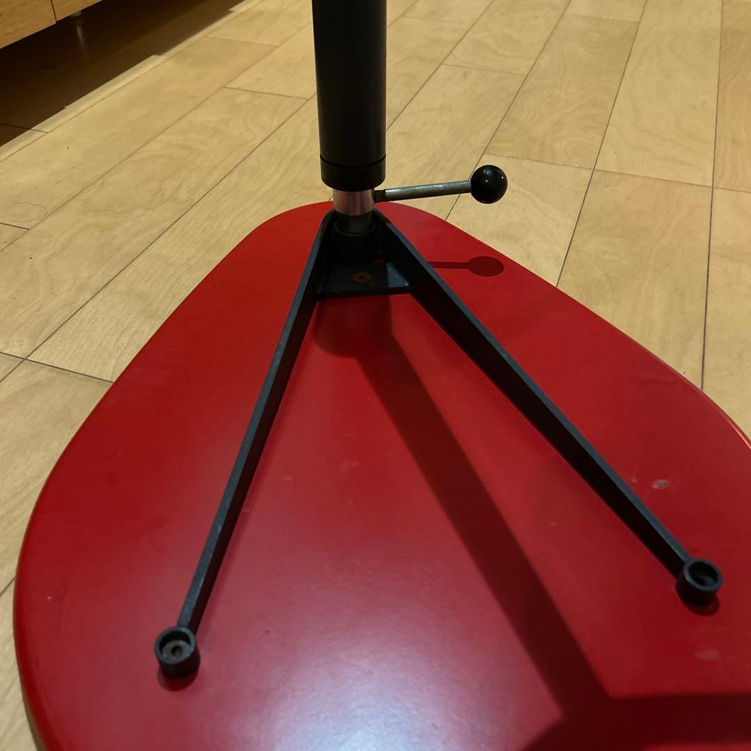 カッシーナ CASSINA KICK サイドテーブル 赤 昇降式 ジャンクの通販は