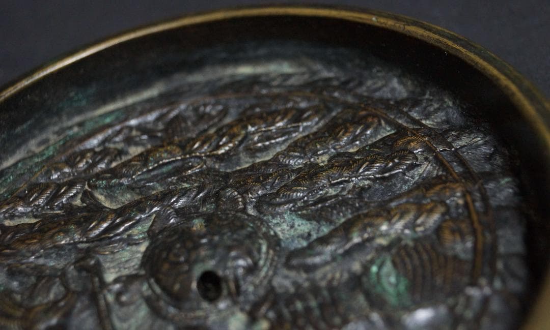 江戸時代 金工細工『鶴亀松文』天下一 古銅鏡 和鏡 古鏡☆時代物