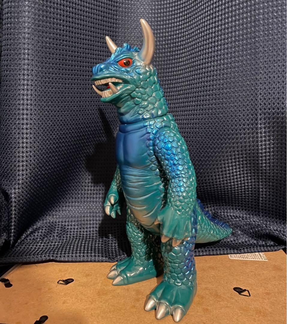 trash goodz 二本角怪獣 パチ怪獣ゾルメンizumonster