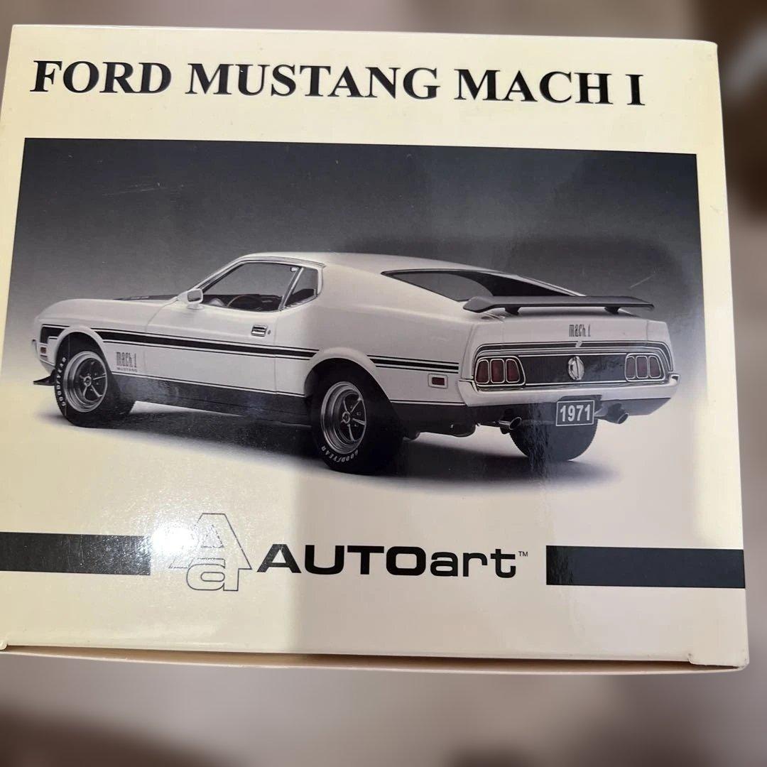 自動車 AUTOart 1971 Ford Mustang Mach I 1:18