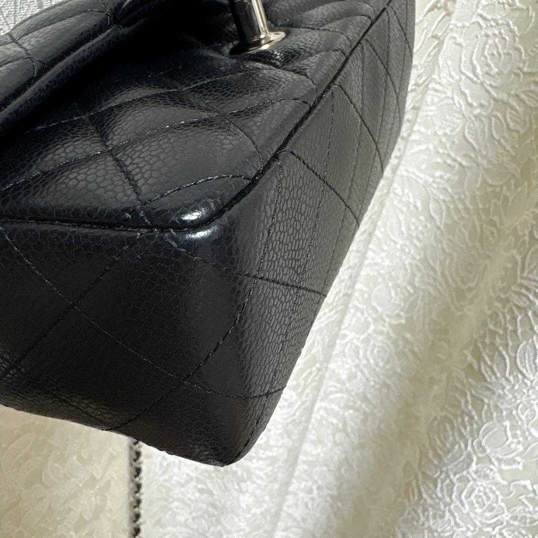 CHANEL ブラック ショルダーバッグ　ミニマトラッセ