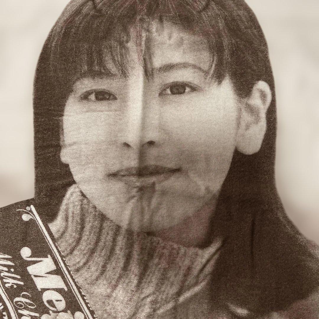 森高千里バスタオルMeiji Chisatoサイン入り - メルカリ