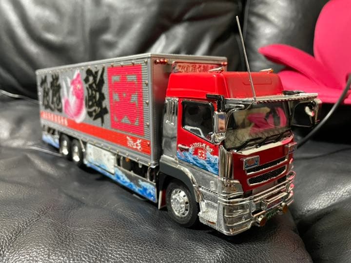 アオシマ 1/32 最新 デコトラ 押田運送 二代目角文観光 完成品