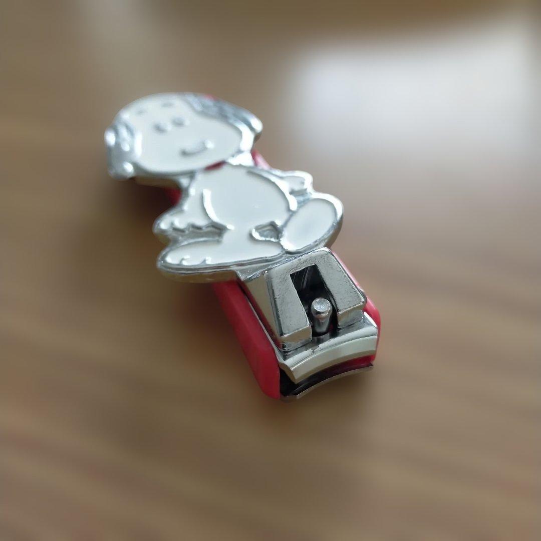 昭和レトロ　スヌーピーの可愛い爪切り　サンリオ　ネイルクリッパー