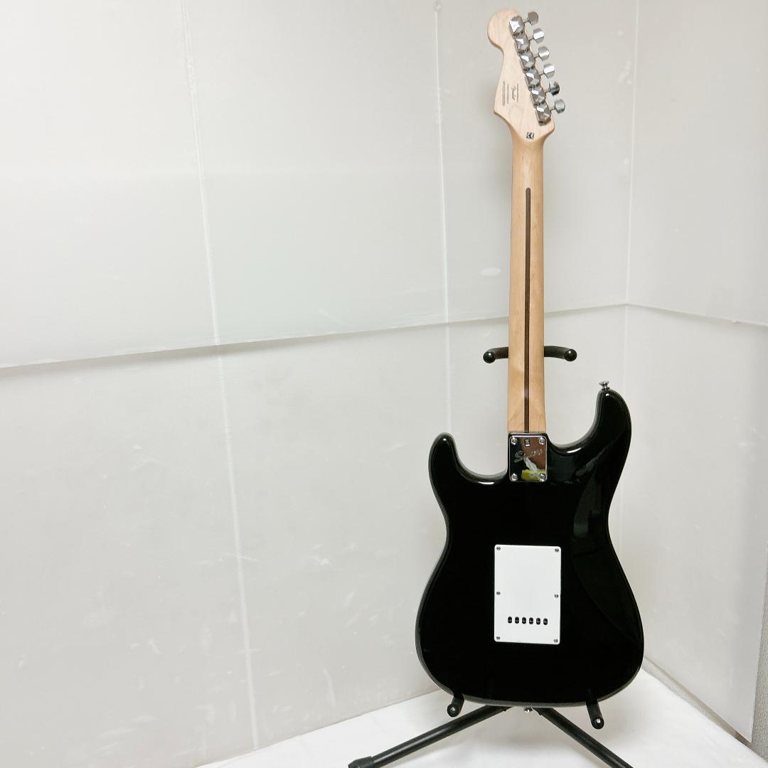 美品 Squier スクワイヤー Stratocaster Bullet 黒