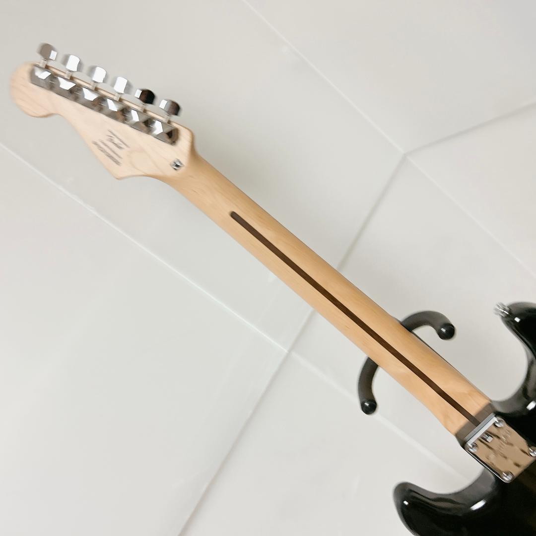 美品 Squier スクワイヤー Stratocaster Bullet 黒