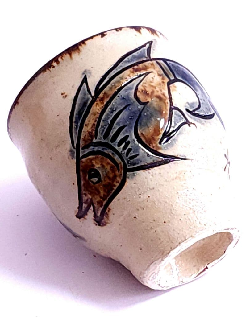 人間国宝 金城次郎 壺屋焼 魚文 湯呑 共箱/陶歴