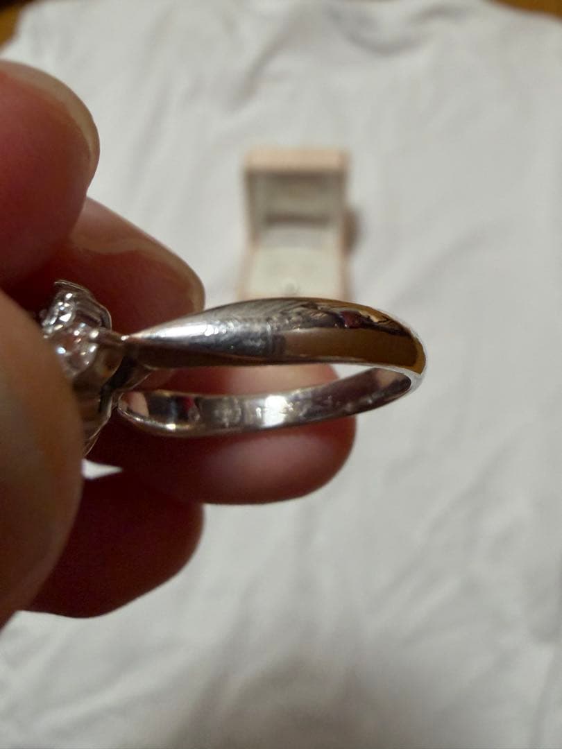 ハート型グリーンリング　pt900