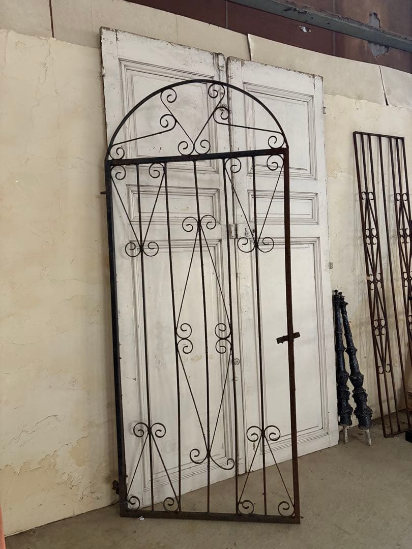 門扉/アーチゲート　トール ガーデンアーチ ゲート 木製 扉付き 大型 頑丈 アーチ パーゴラ 庭