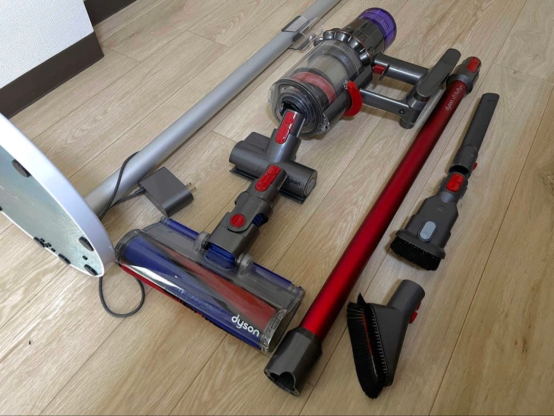 ダイソン V11 Fluffy SV14 FF COM ジャンク品