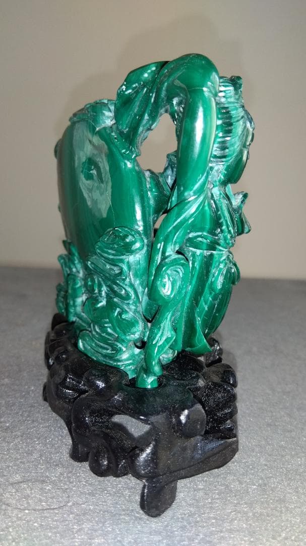 クジャク石【マラカイト】吉祥天女像台座 極細工 逸品 置物