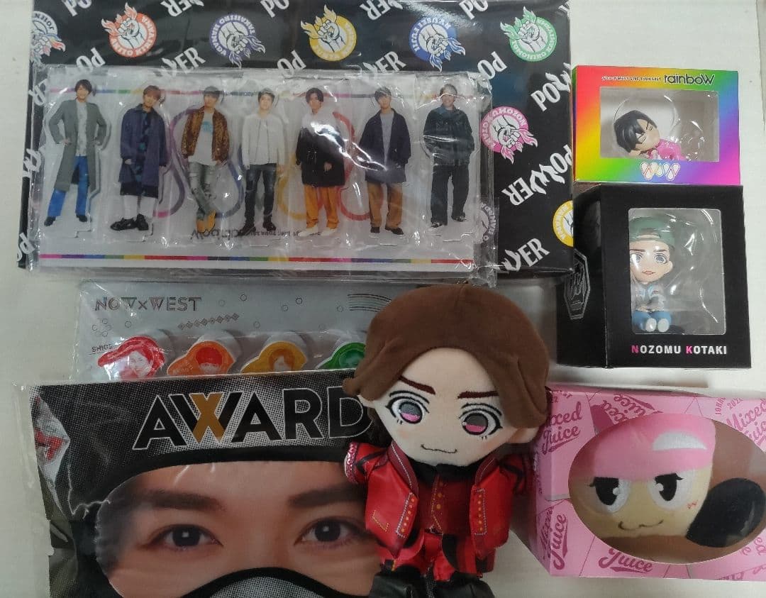 WEST. 小瀧望 ちびスト ぶらさげるヤツ - メルカリ