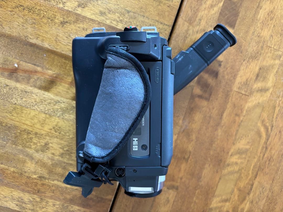 SONY ビデオカメラレコーダー CCD-TRV86PK ハンディカム Hi8