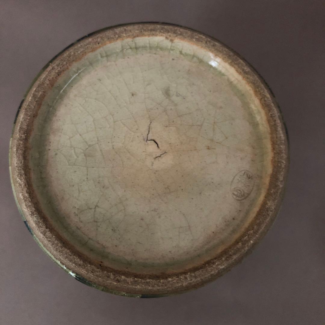 アンティーク小ぶりの壺　骨董