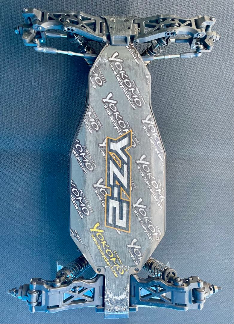 ヨコモ　YZ-2CAL3.1 中古品　新品ボディ付き