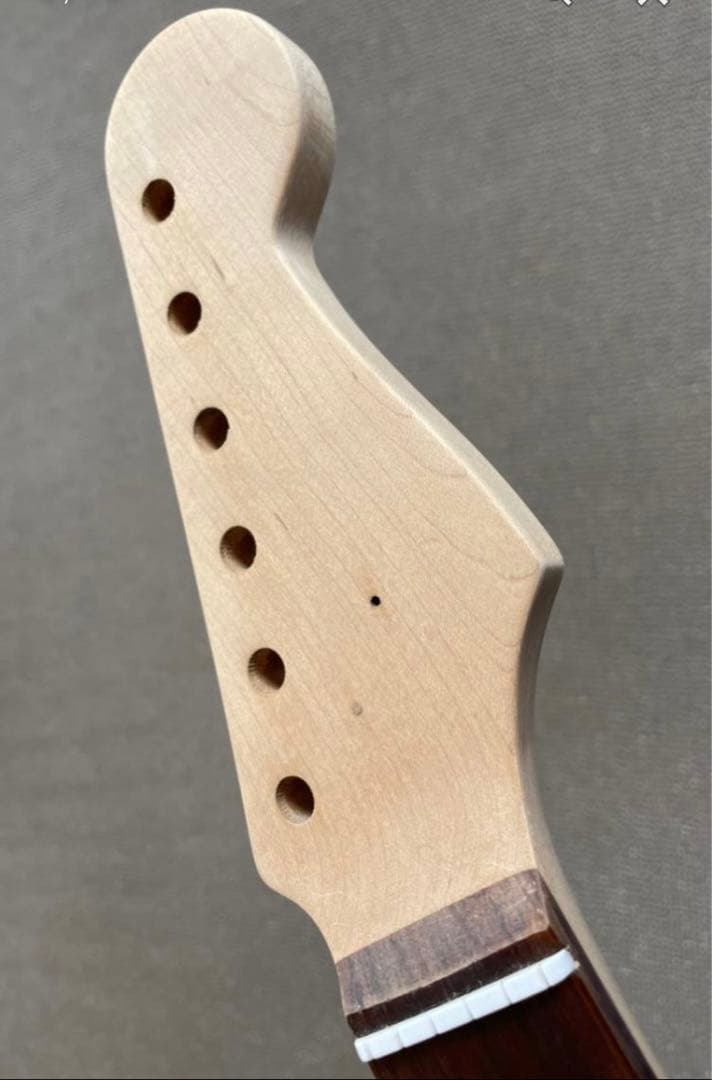 ストラトキャスタータイプ / 未塗装 21F ネック