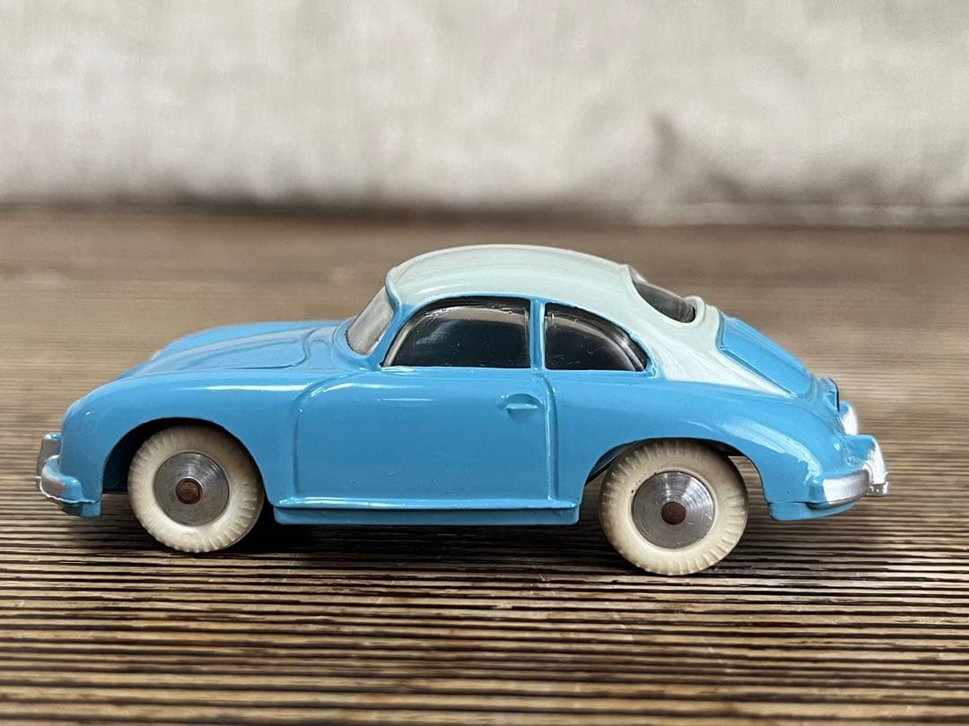 キラル　ポルシェ 356A ミニカー