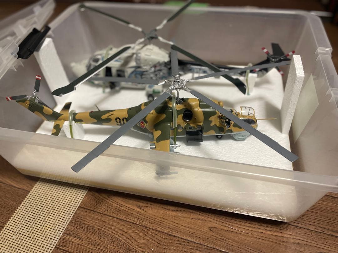 ヘリコプター 模型