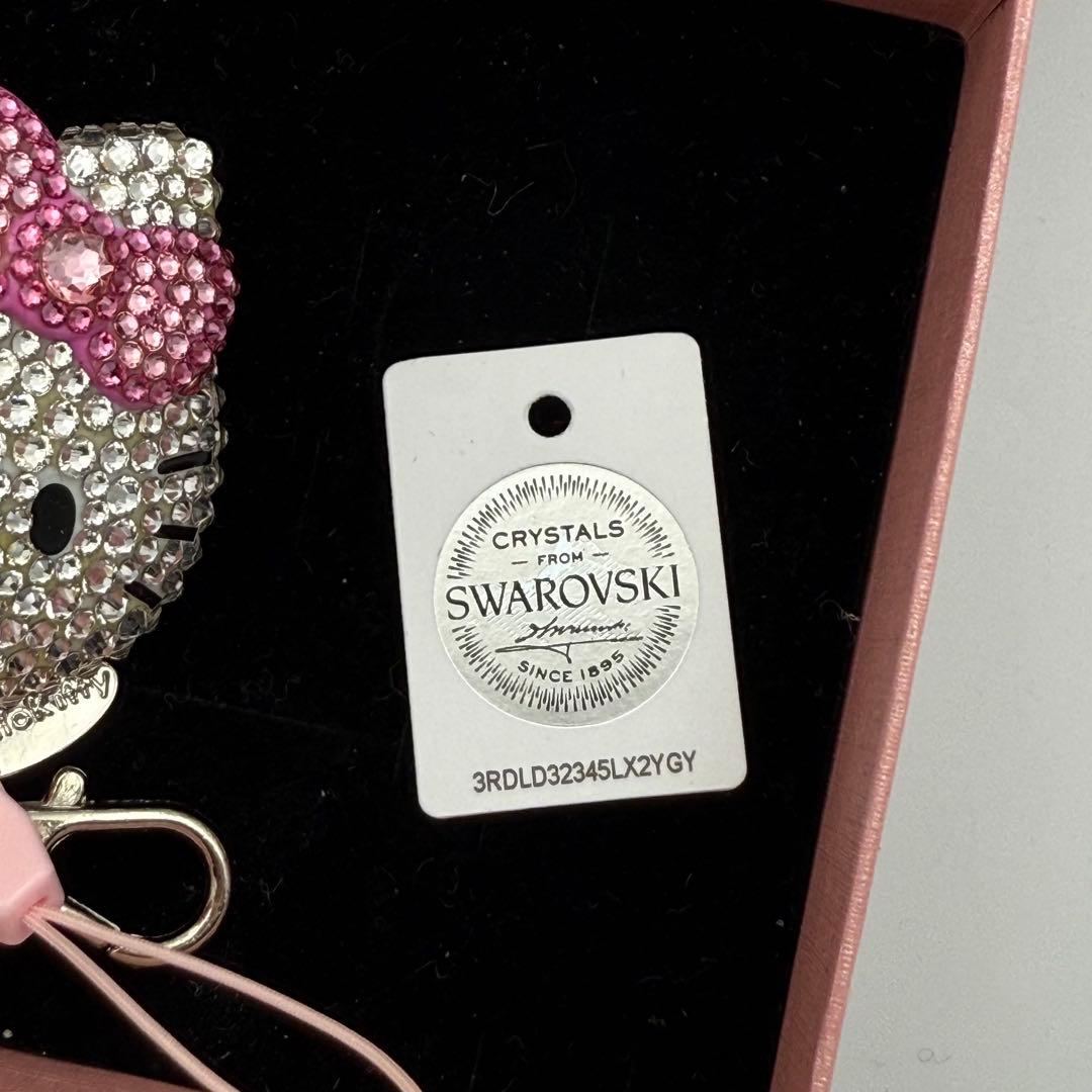 キティ スワロフスキー 収納式ネックストラップ