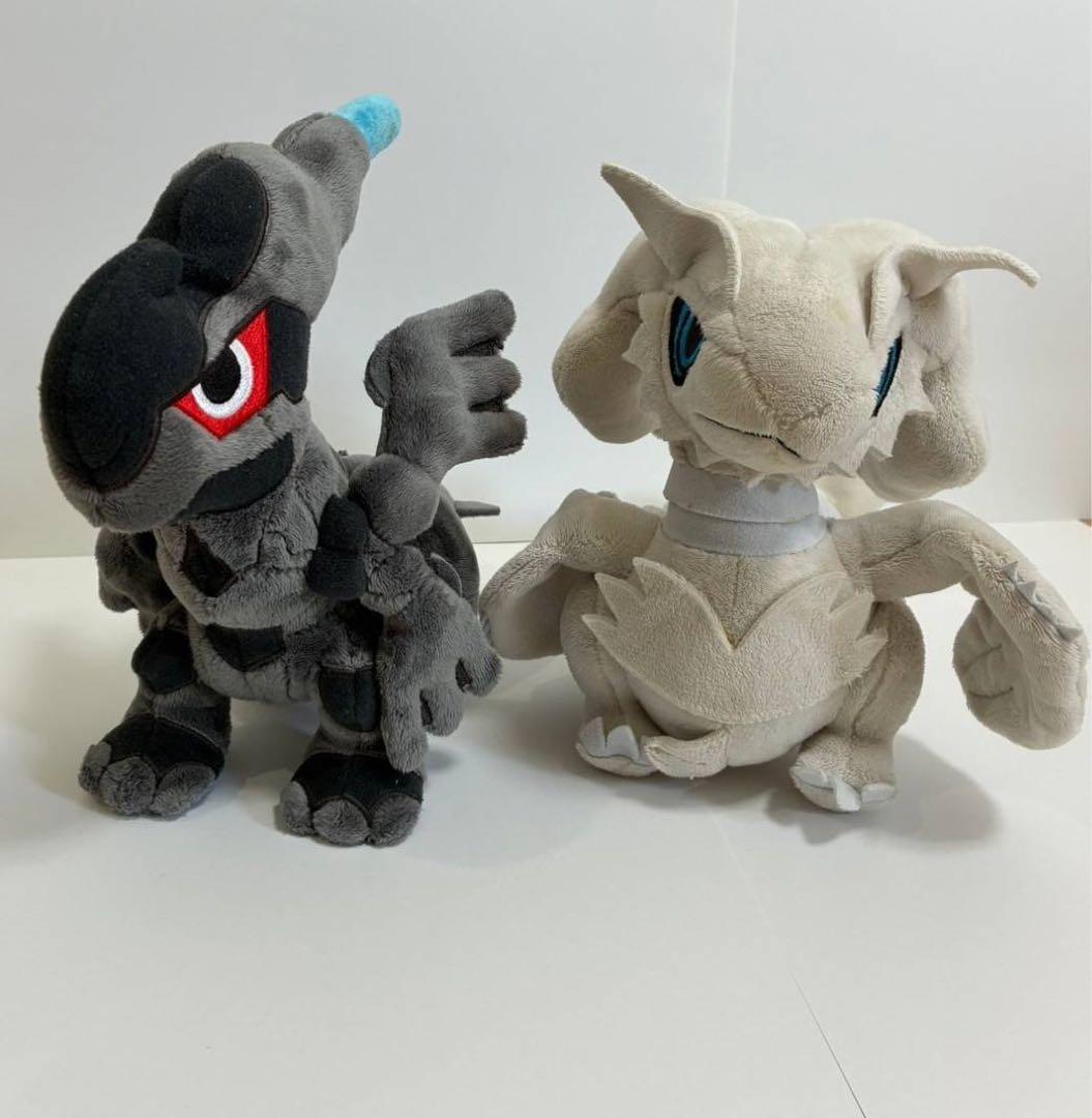 ポケモンセンター限定 レシラム ゼクロム ドール ぬいぐるみ 2010年