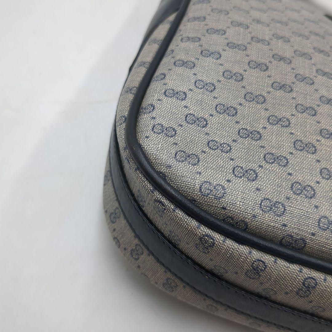 希少 OLD GUCCI マイクロ　GG ネイビー　金具