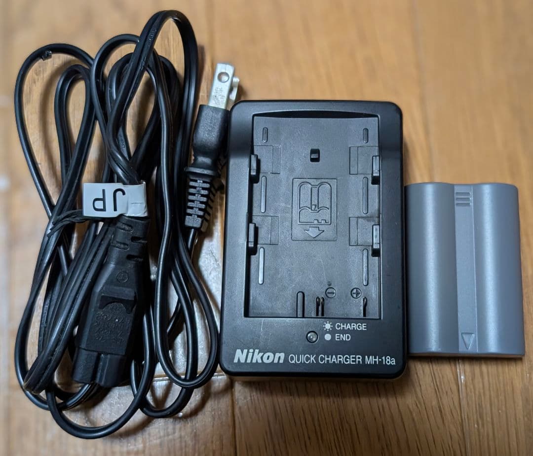 パ*コ様 特価入学・他イベントに! 届いて直ぐ撮影可能 D300Sズームレンズセ