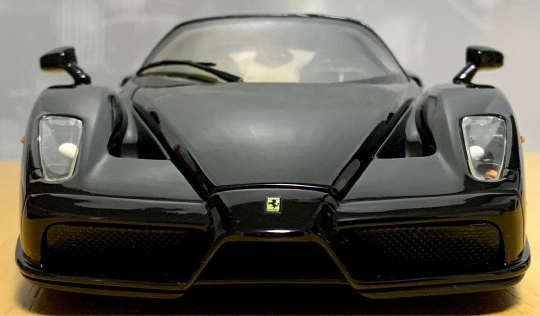 希少ブラック 100% ホットウィール エンツォ フェラーリ 1/18