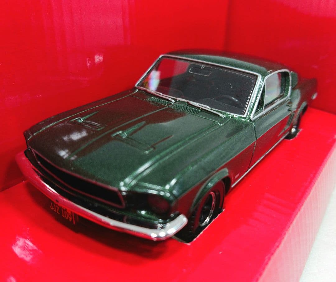 コーギー ブリット マスタング ミニカー