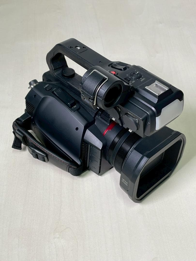 Panasonic HC-X2000　業務用ビデオカメラ