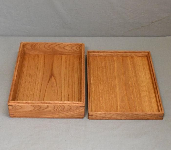 欅の文庫。B5サイズの収納。新品