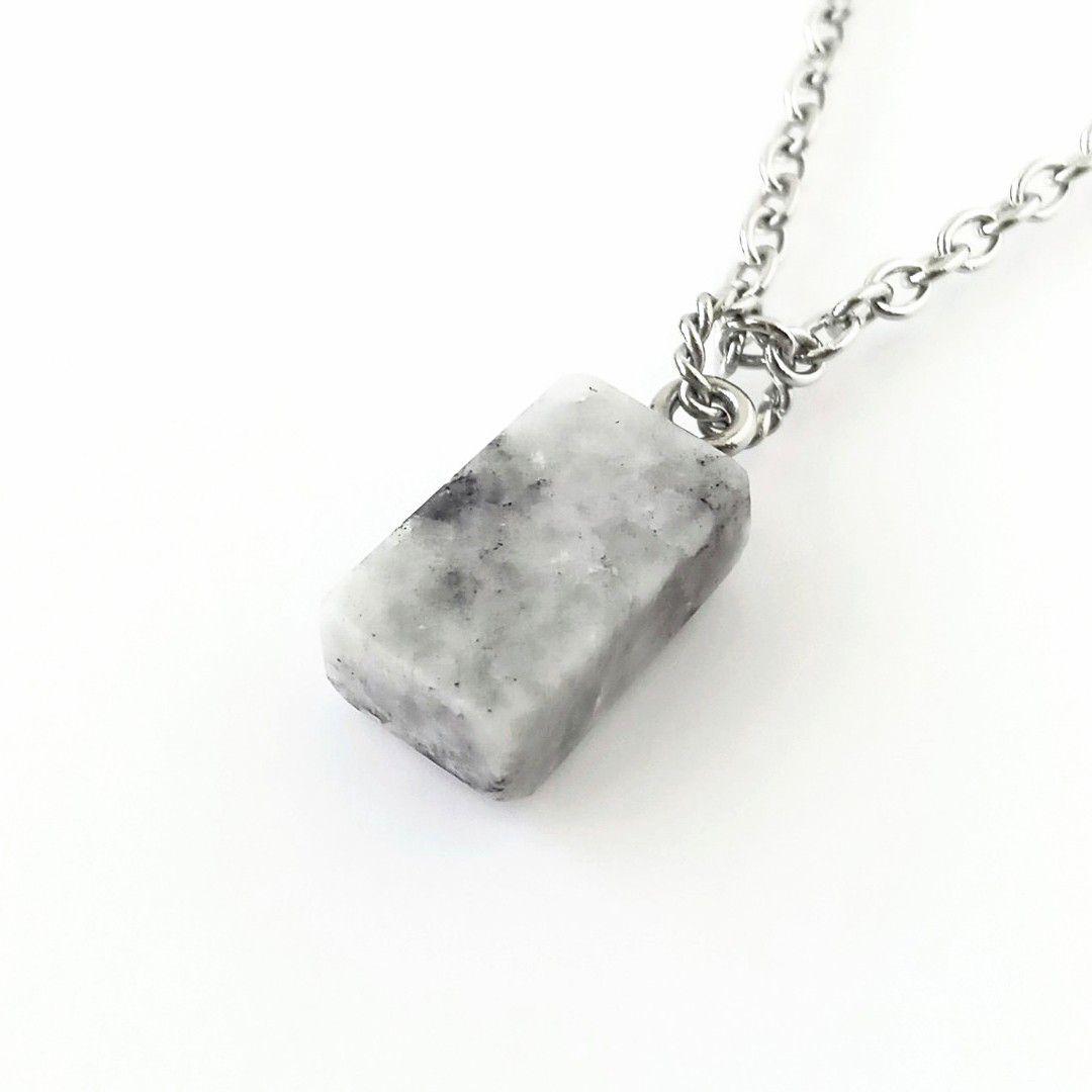 ネックレス｜幸福など｜身に付けるほど唯一無二の「あなた色」に