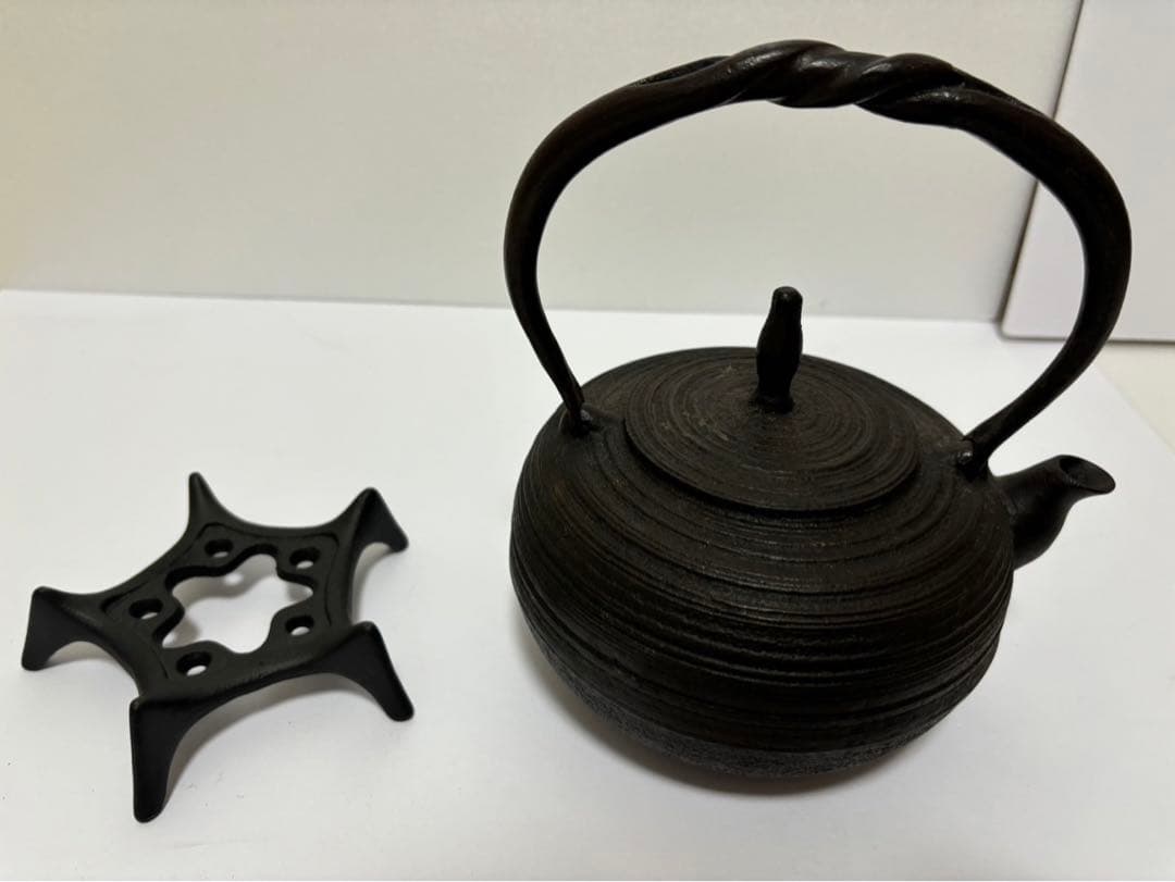 龍形彫 鉄瓶 時代物