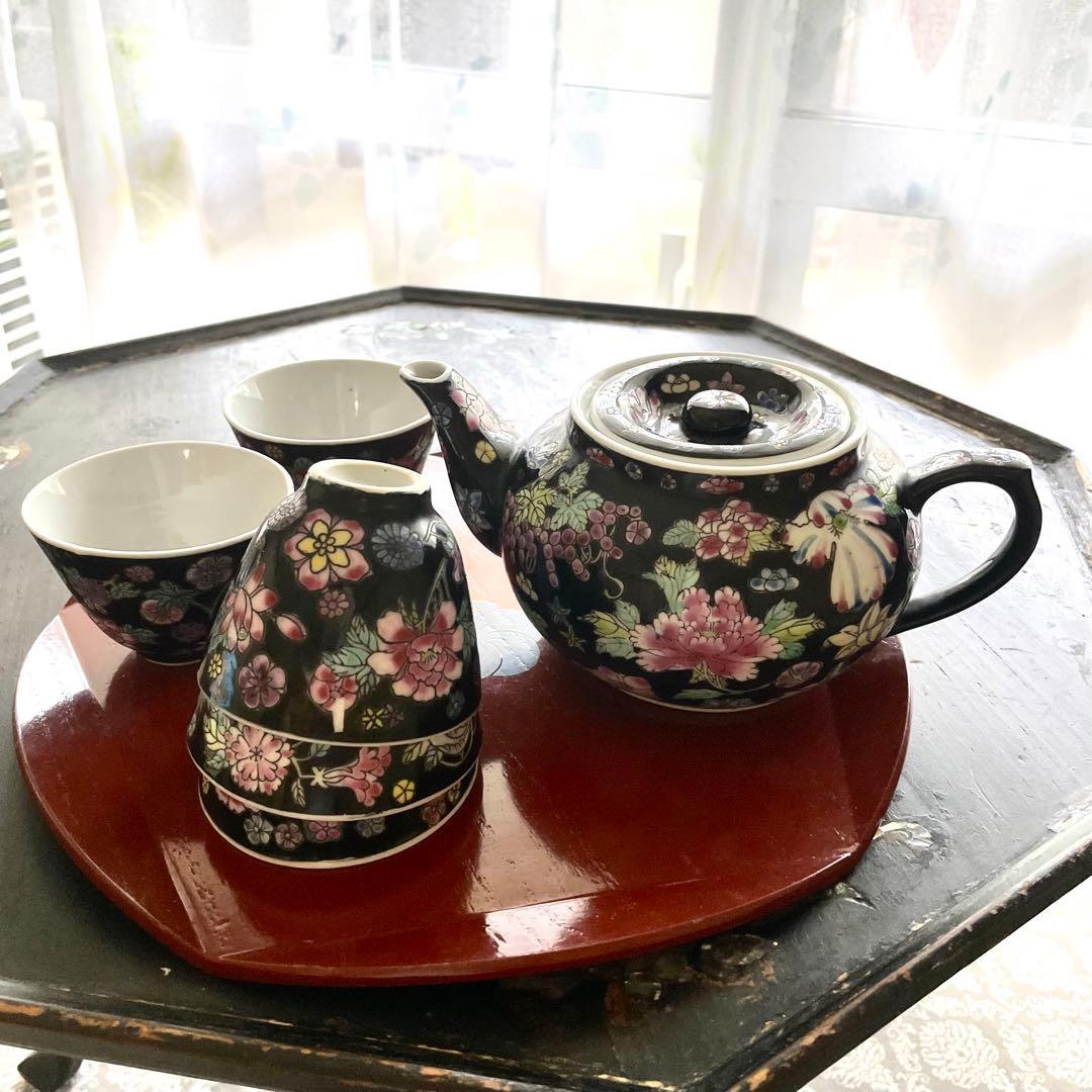 中国 中国景徳鎮款 粉彩 花文 小瓶 2点まとめて V