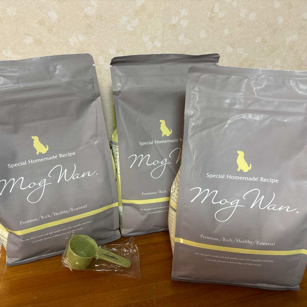 モグワンMogWan ドッグフード プレミアム 1.8kg 3袋