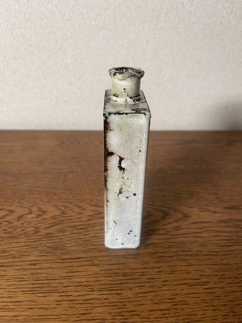 大山求　琺瑯花入