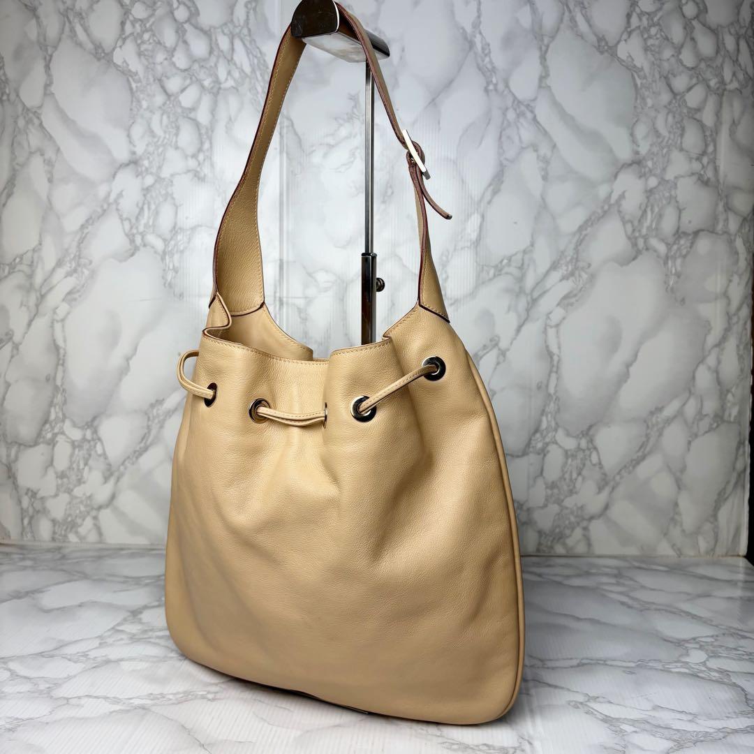 021 美品 GUCCI ワンショルダー ショルダーバッグ 肩掛け xm5